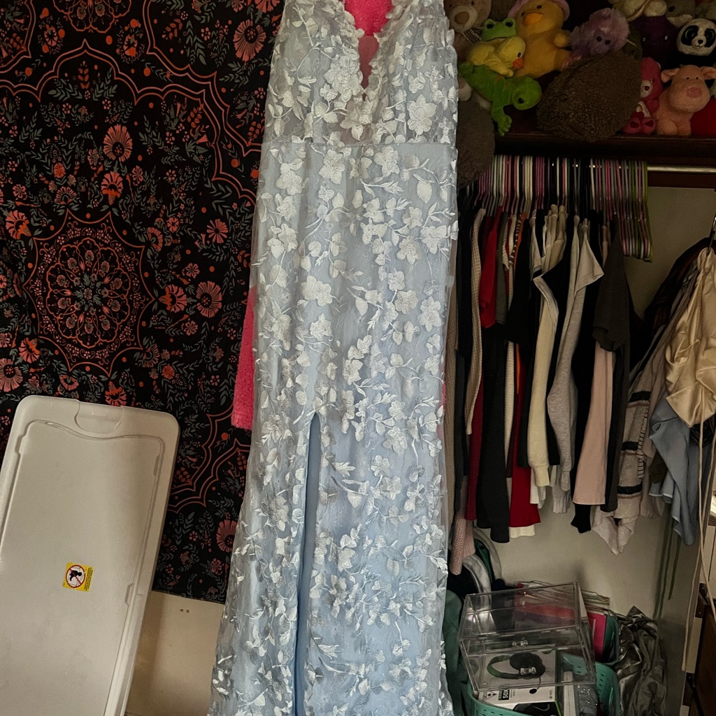 Elegant Blue Lace Prom Dress
